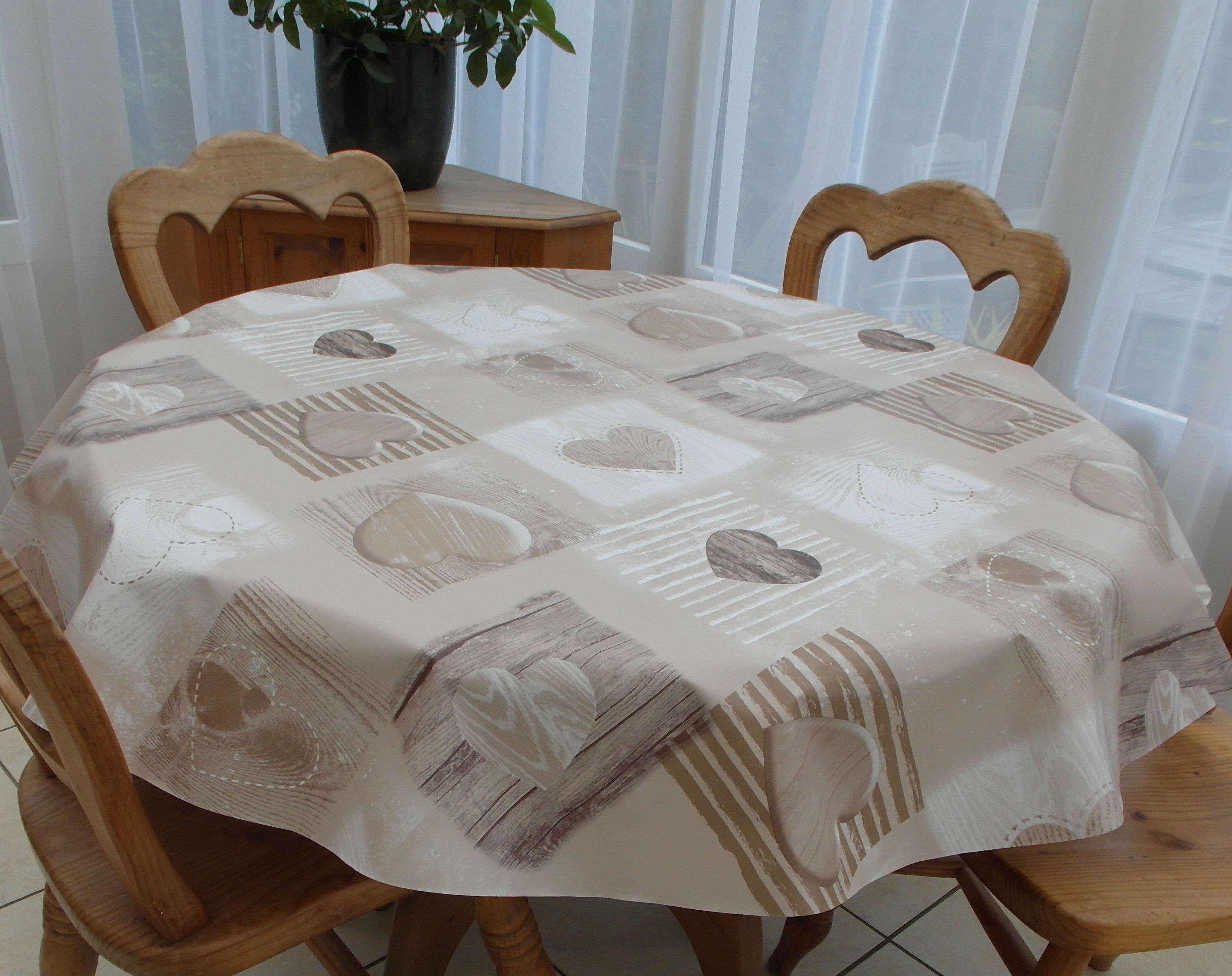 Round Wipe Clean Tablecloth Beige Wooden Heart The